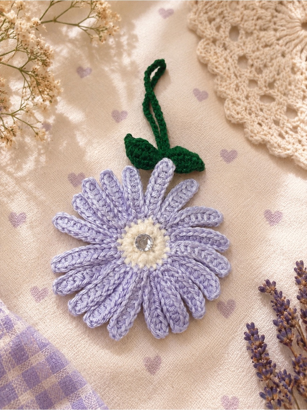 🌸 Crochet Daisy Car Charm – Handmade Rearview Mirror Hanging Decoration